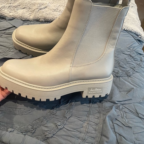 Sam Edelman Laguna Grey Boots - Picture 2 of 5